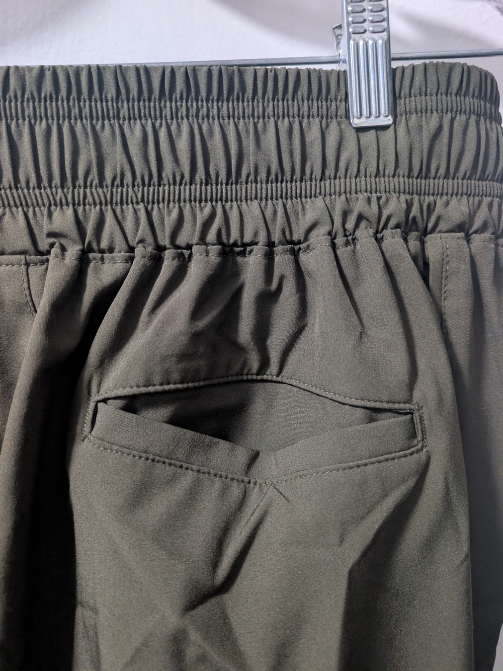 High-Waisted StretchTech Wide-Leg Pants - Picture 5 of 7